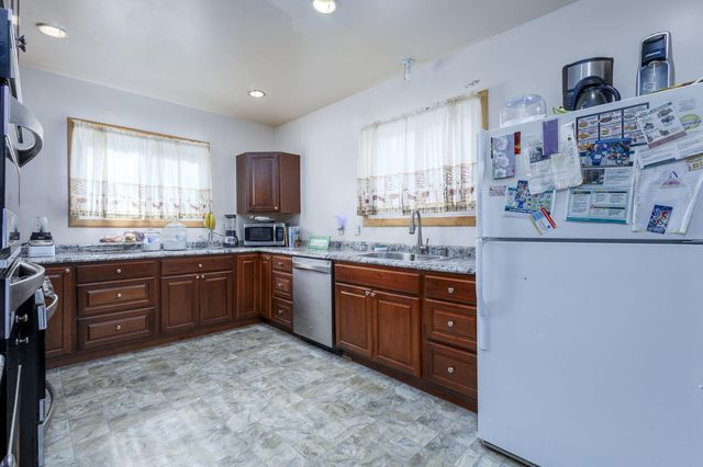 14425 Woodmont Avenue, Detroit, MI 48227