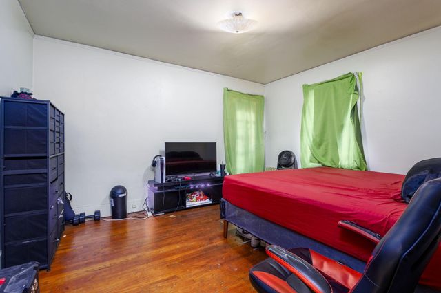 14425 Woodmont Avenue, Detroit, MI 48227