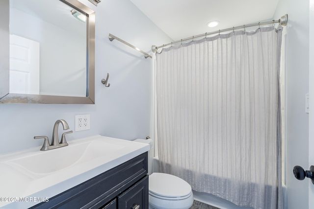 2705 Grant Street, Wall, NJ 07719