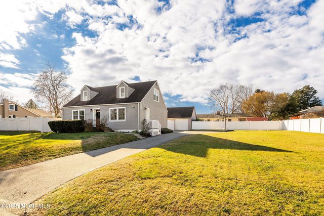 2705 Grant Street, Wall, NJ 07719