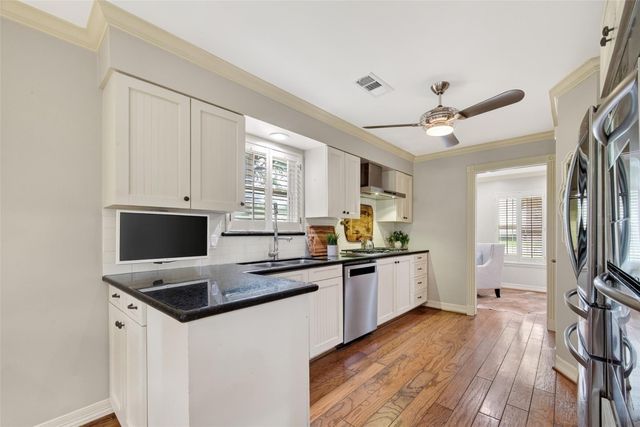 341 W Gaywood Drive, Houston, TX 77079