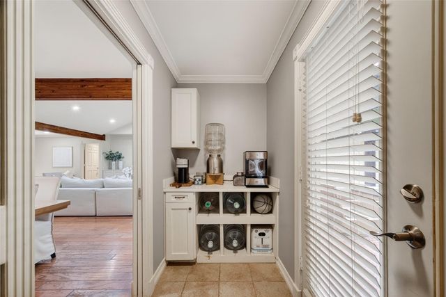 341 W Gaywood Drive, Houston, TX 77079