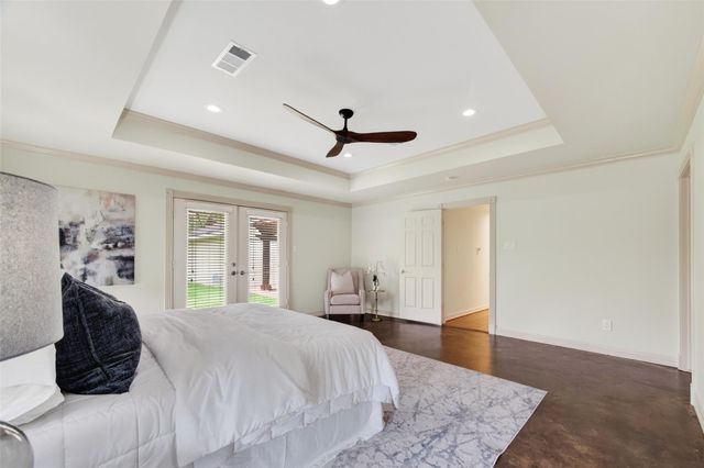 341 W Gaywood Drive, Houston, TX 77079