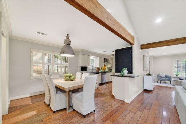 341 W Gaywood Drive, Houston, TX 77079