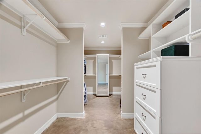 341 W Gaywood Drive, Houston, TX 77079