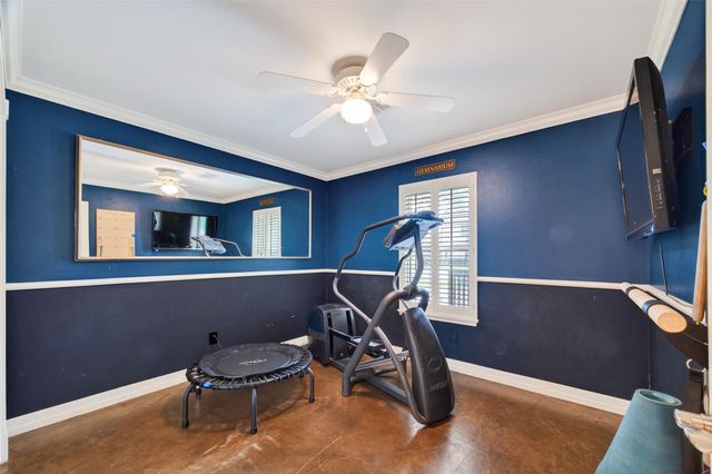 341 W Gaywood Drive, Houston, TX 77079