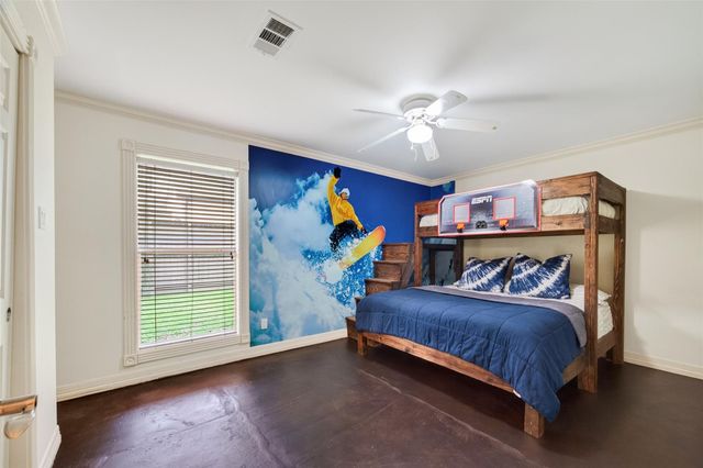 341 W Gaywood Drive, Houston, TX 77079