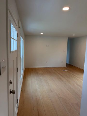 64 LONGWOOD PL, North Wales, PA 19454