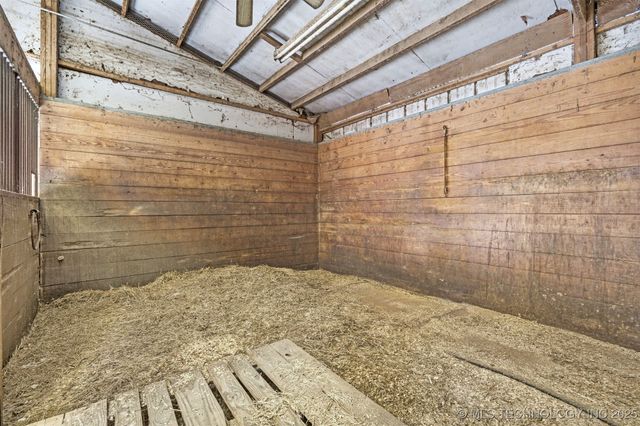 1701 E 186th Street North, Skiatook, OK 74070