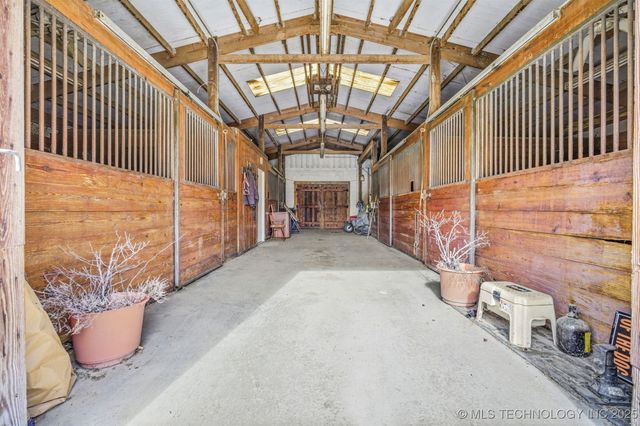 1701 E 186th Street North, Skiatook, OK 74070