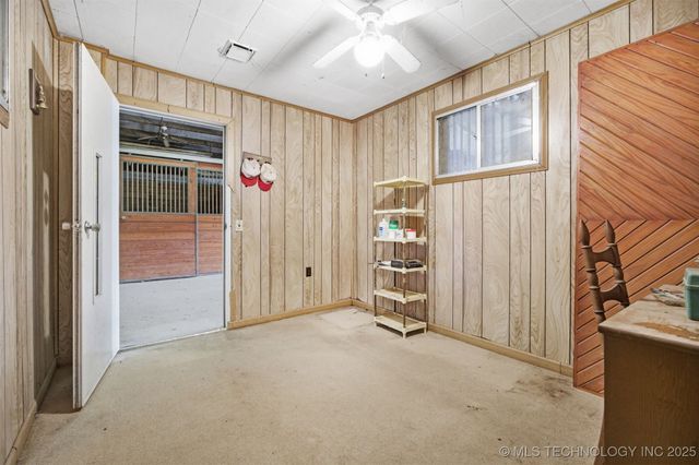 1701 E 186th Street North, Skiatook, OK 74070