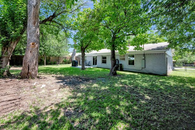 5125 Susan Lee Lane, North Richland Hills, TX 76180