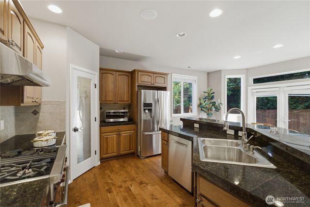 12855 NE 197th Place, Woodinville, WA 98072