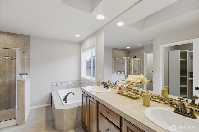 12855 NE 197th Place, Woodinville, WA 98072