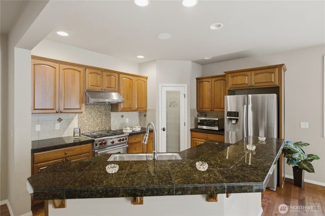 12855 NE 197th Place, Woodinville, WA 98072