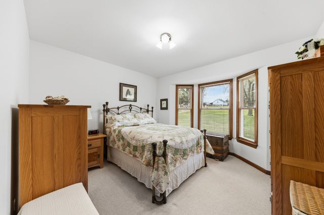 868 Tom Osborne Rd, Columbia, TN 38401