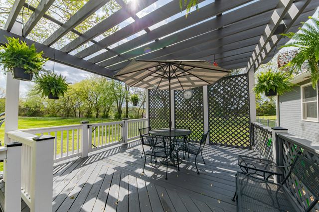 868 Tom Osborne Rd, Columbia, TN 38401