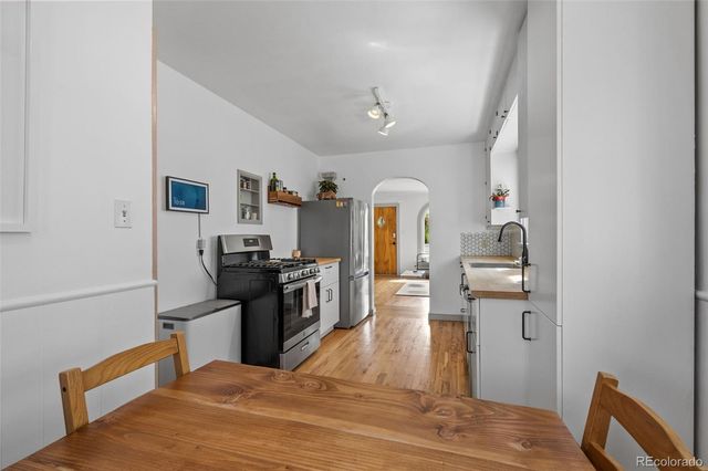 1095 Carr Street, Lakewood, CO 80214