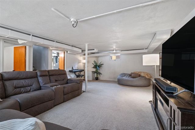 1095 Carr Street, Lakewood, CO 80214