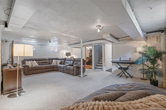 1095 Carr Street, Lakewood, CO 80214