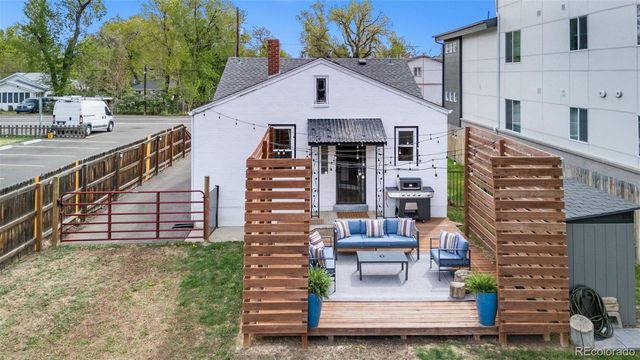 1095 Carr Street, Lakewood, CO 80214