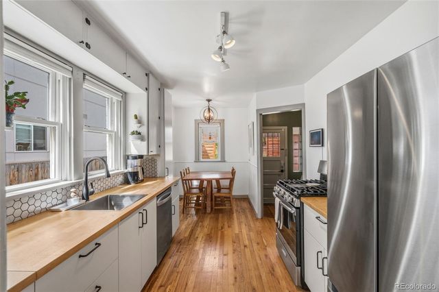 1095 Carr Street, Lakewood, CO 80214