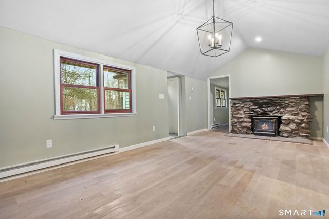 71 Picketts Ridge Road, Redding, CT 06896