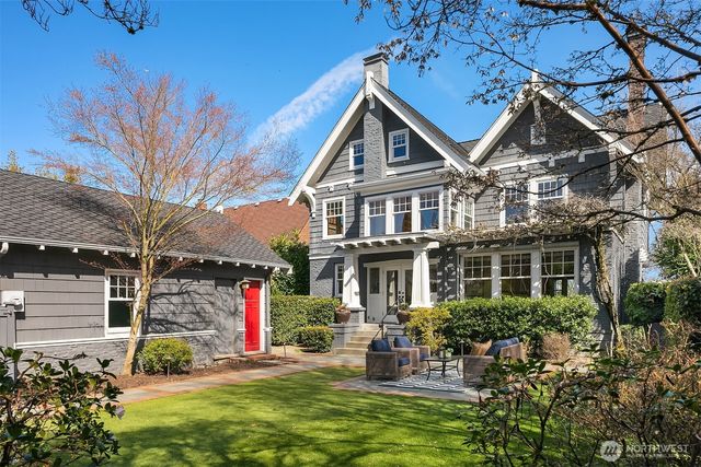 2647 Cascadia Avenue S, Seattle, WA 98144