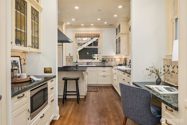 2647 Cascadia Avenue S, Seattle, WA 98144