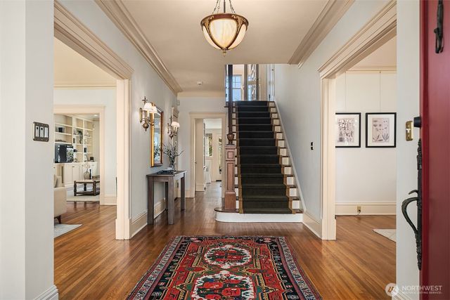 2647 Cascadia Avenue S, Seattle, WA 98144