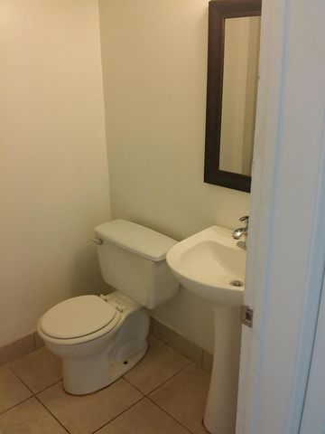 5333 NW 27th Street B3, Lauderhill, FL 33313