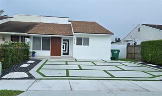 9612 Grand Canal Drive, Miami, FL 33174