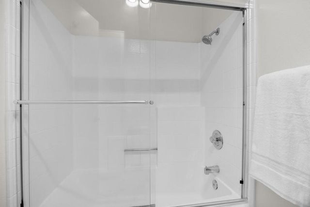 18698 Caminito Cantilena 206, San Diego, CA 92128