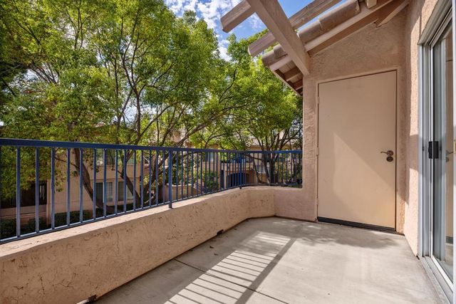 18698 Caminito Cantilena 206, San Diego, CA 92128