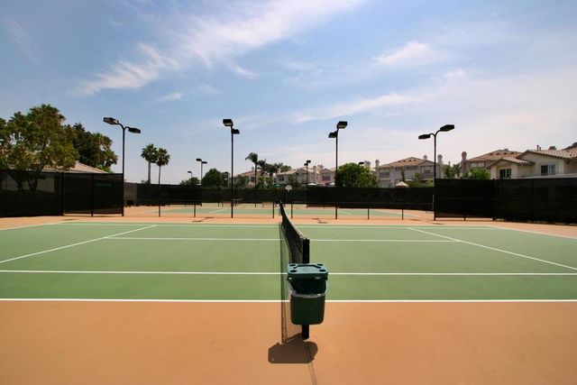 18698 Caminito Cantilena 206, San Diego, CA 92128