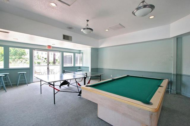 18698 Caminito Cantilena 206, San Diego, CA 92128
