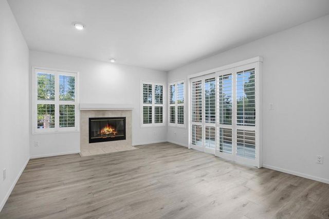 18698 Caminito Cantilena 206, San Diego, CA 92128