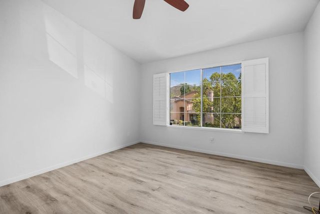 18698 Caminito Cantilena 206, San Diego, CA 92128