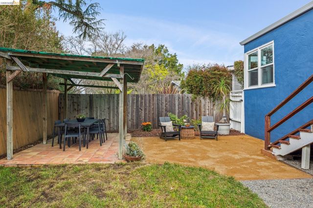 2465 Alida St, Oakland, CA 94602