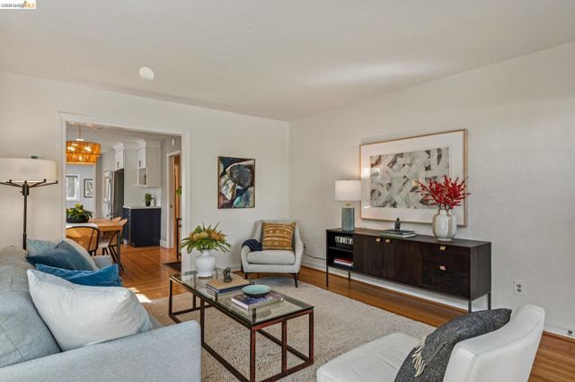 2465 Alida St, Oakland, CA 94602