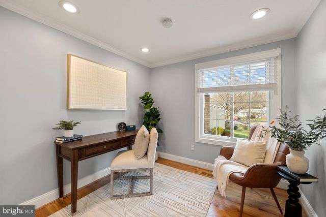 8463 YELLOW LEAF CT, Springfield, VA 22153