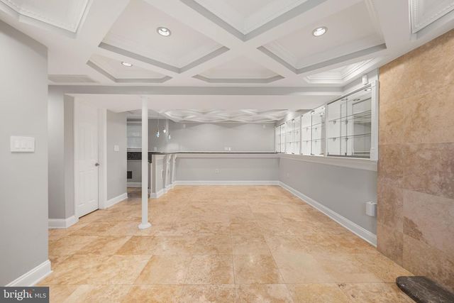 8463 YELLOW LEAF CT, Springfield, VA 22153