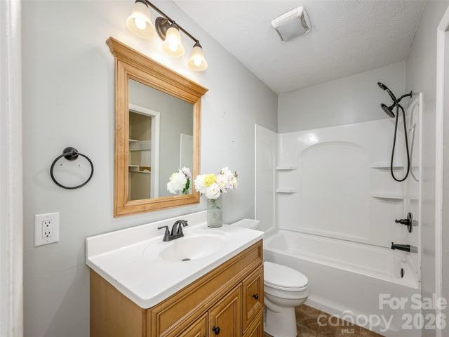 126 Upward Acres Street, East Flat Rock, NC 28726