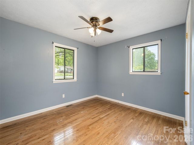 126 Upward Acres Street, East Flat Rock, NC 28726
