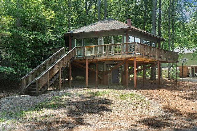 829 Eagles Nest Drive, Sanford, NC 27332