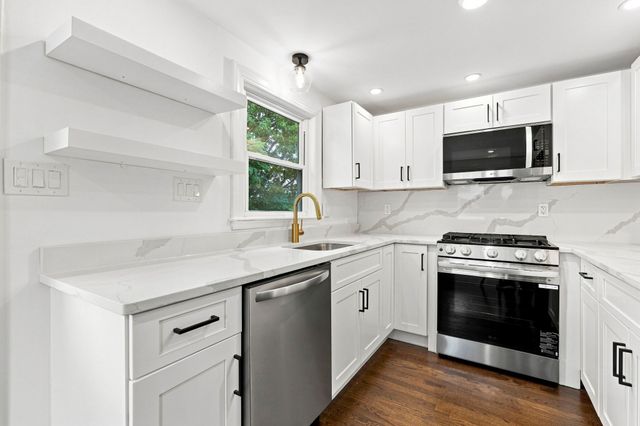 7 Franklin St, Boston, MA 02136