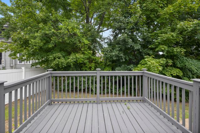 7 Franklin St, Boston, MA 02136