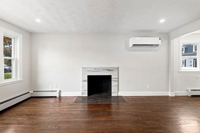 7 Franklin St, Boston, MA 02136