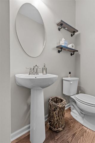 236 Thornapple Ln, Cranberry Twp, PA 16066