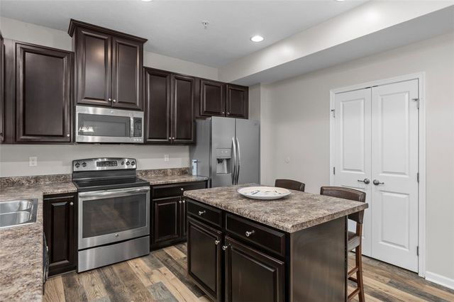 236 Thornapple Ln, Cranberry Twp, PA 16066